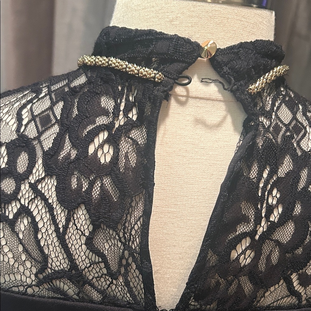 Jessica Simpson Little Black Lace Dress with gold neckline NEW - Picture 7 of 13
